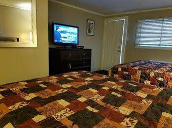 Sea Haven Resort Motel Southampton Extérieur photo