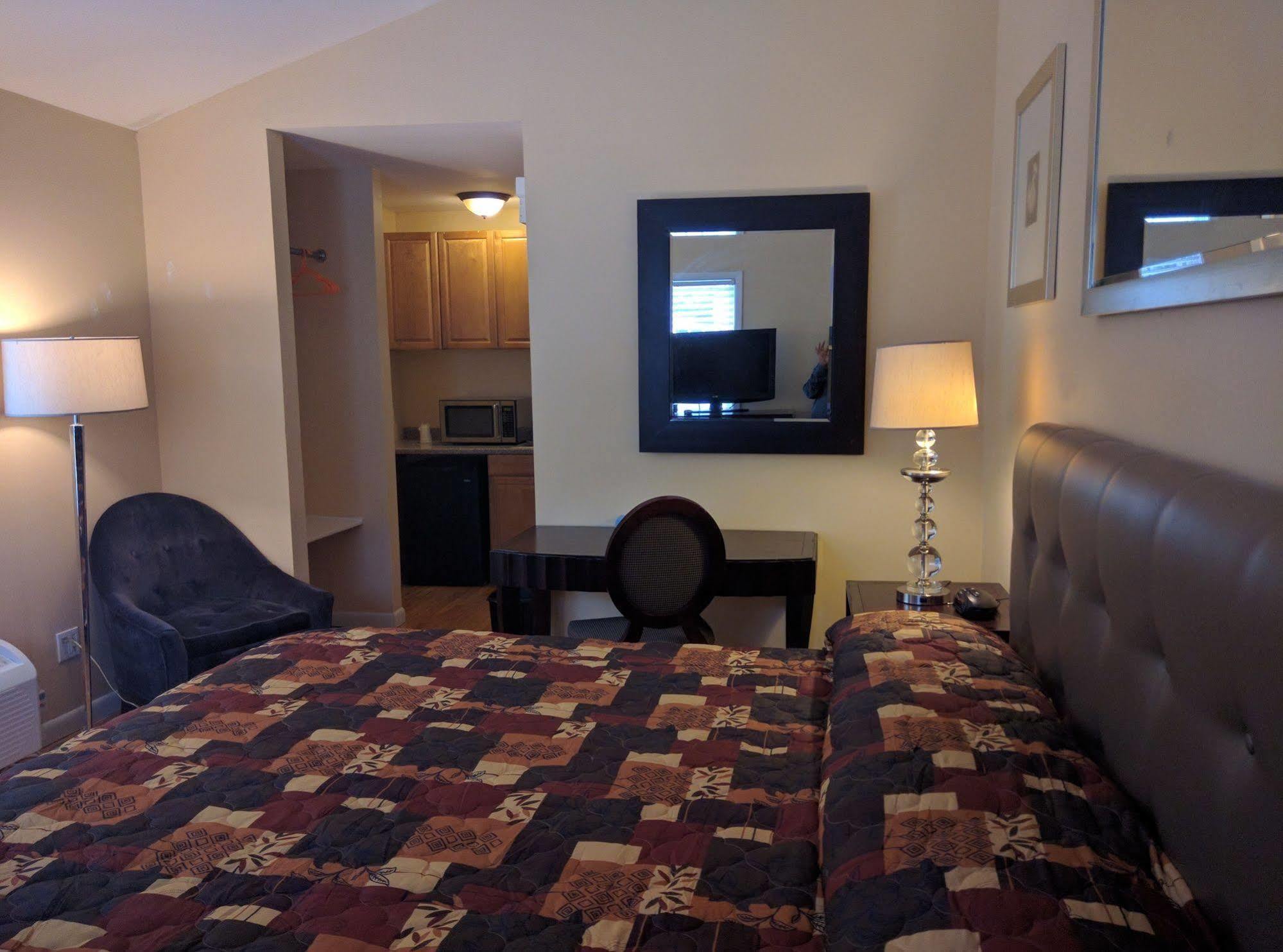 Sea Haven Resort Motel Southampton Extérieur photo